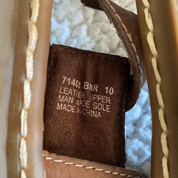 Minnetonka Sandles - Picture 3 of 3